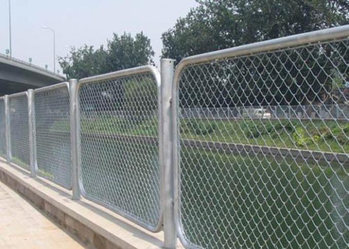 High Zinc Coated 200g / SQM Galvanized Chain Link Fencing 50mm for Residential 1