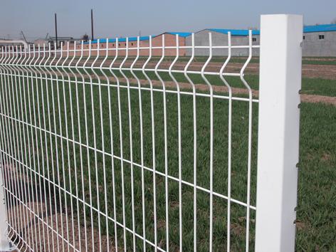 Curvy Welded Electro Galvanized Wire Mesh Fencing Beautiful 4.0mm Dia 0