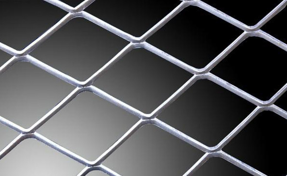 Professional Hot Dipped Galvanized Expanded Metal Mesh Panels For Fencing 0