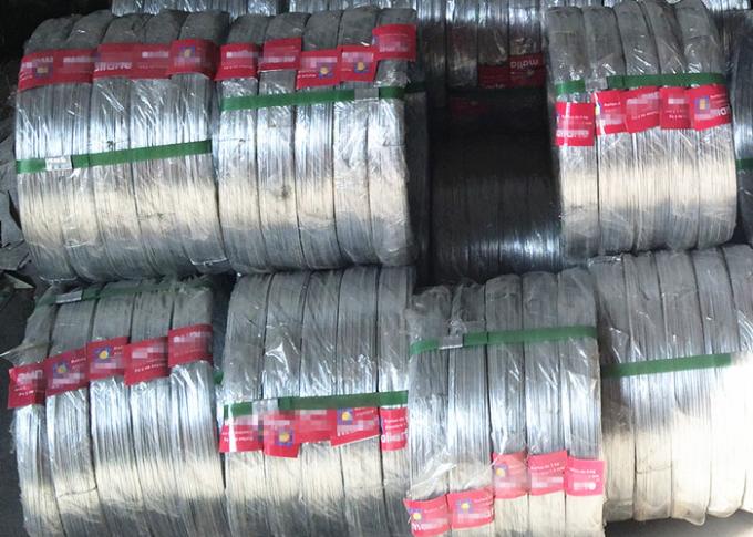 Garden Hot Dipped Galvanized Rope Wire 2.5kg / Coil Steel Binding Wire 0