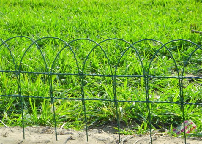 Green Garden Wire Mesh PVC Coated With Arch - Top Border 15cm X 8cm Mesh Size 0