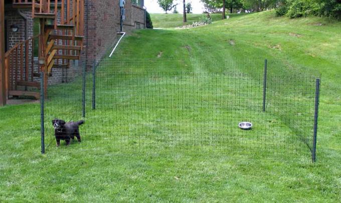 14 Gauge garden Welded Wire Mesh , Vinyl / PVC / Plastic Coated Wire Mesh Fencing 0